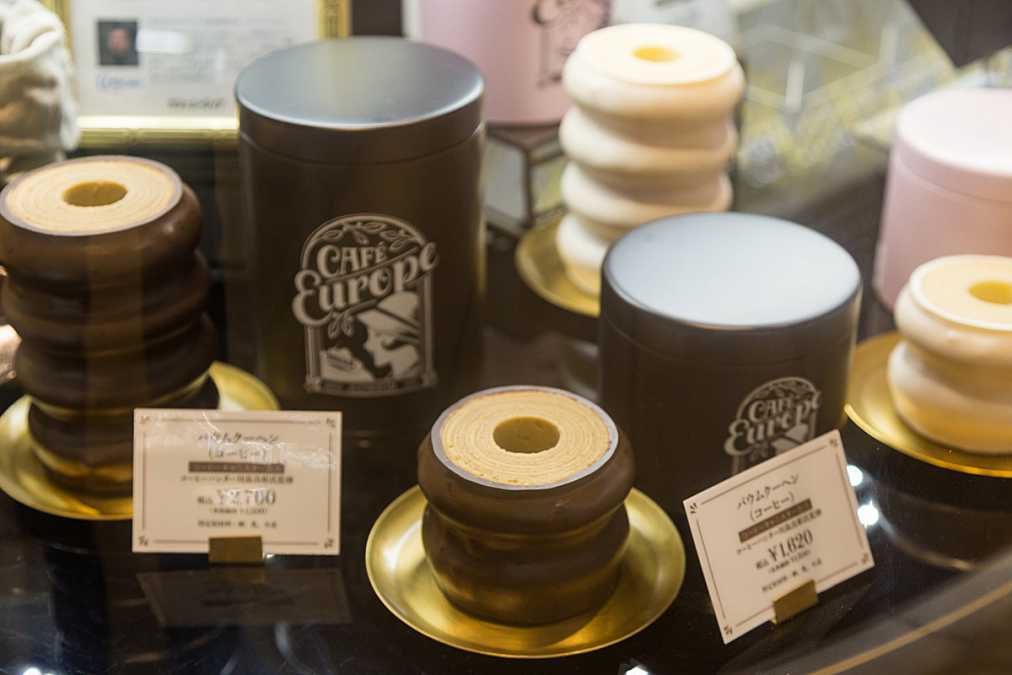 コーヒーバウムクーヘンは1620円と2700円の2種類