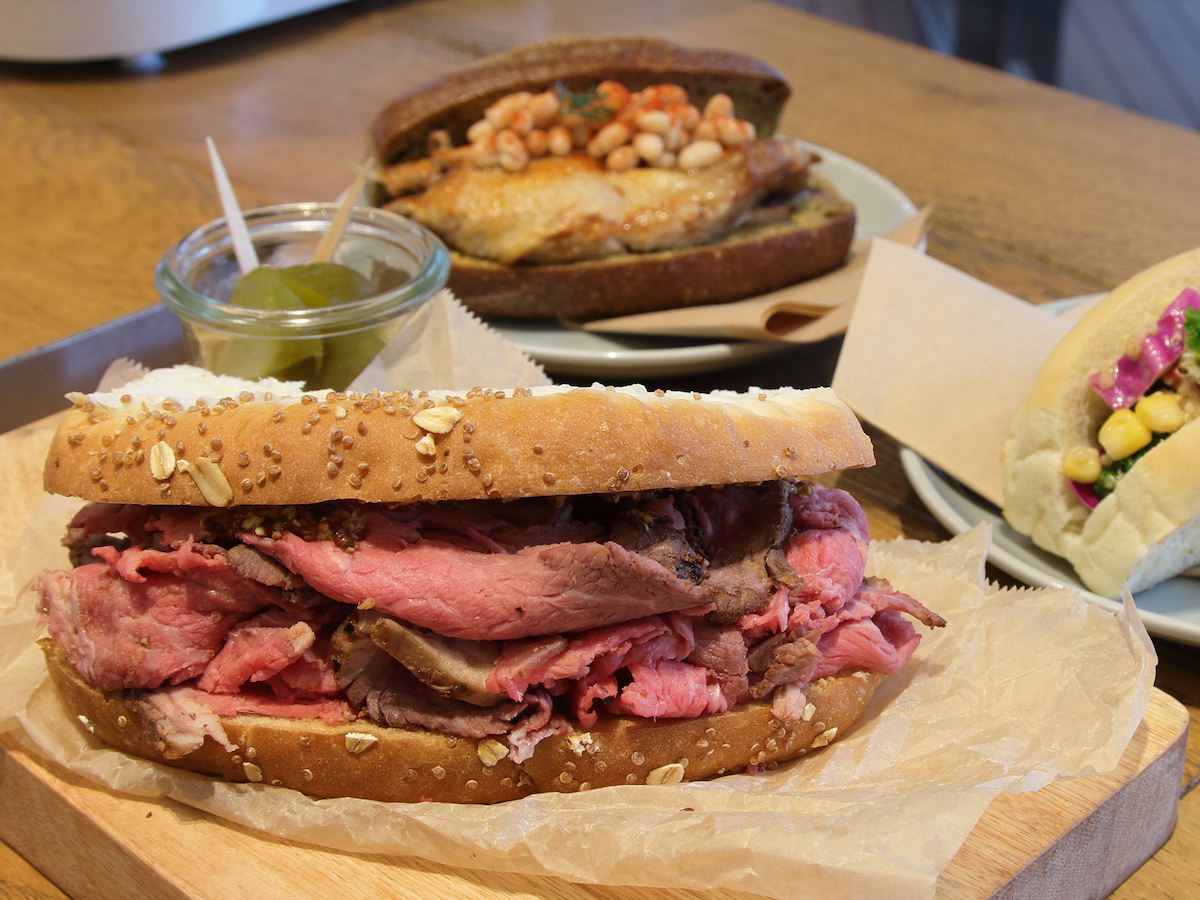 「カフェ1886アット ボッシュ」のサンドウィッチは肉好きにこそ味わってほしい！