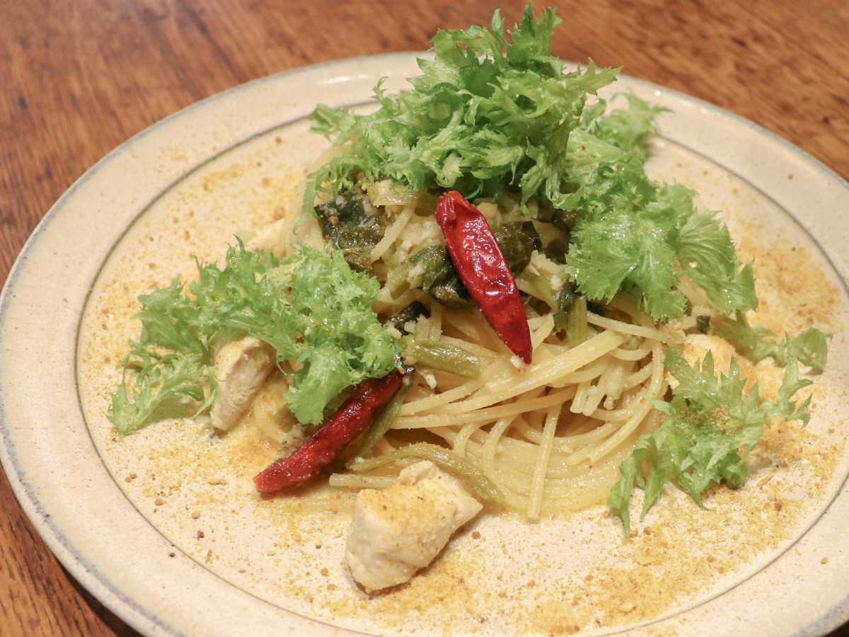 鶏ササミとカラスミ「わさびペペロンチーノ」スパゲッティ　1296円