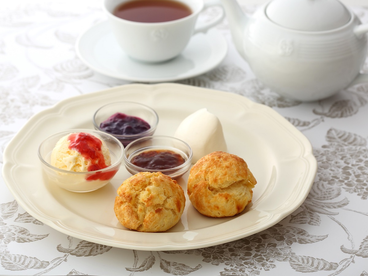 イギリス・ハンプシャーの本格的ティータイム&クリスマス限定の華やかメニュー