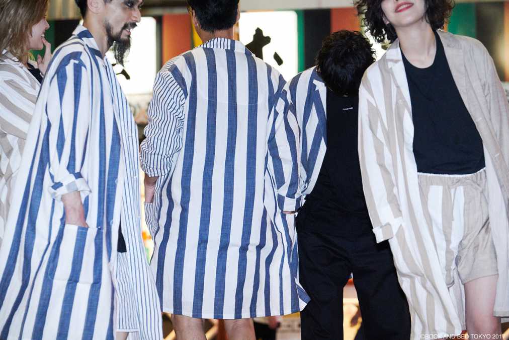 「オリジナルのパジャマ」レンタル580円、購入2万1600円