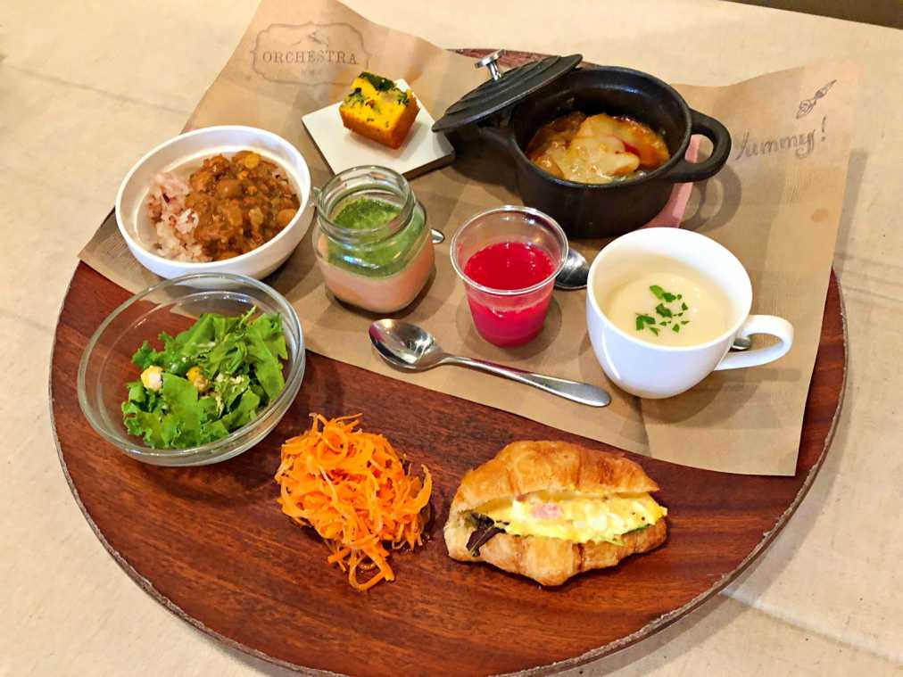 ヨーロッパのような店内×野菜たっぷりのメニューで絶対に喜ばれる女子会に！