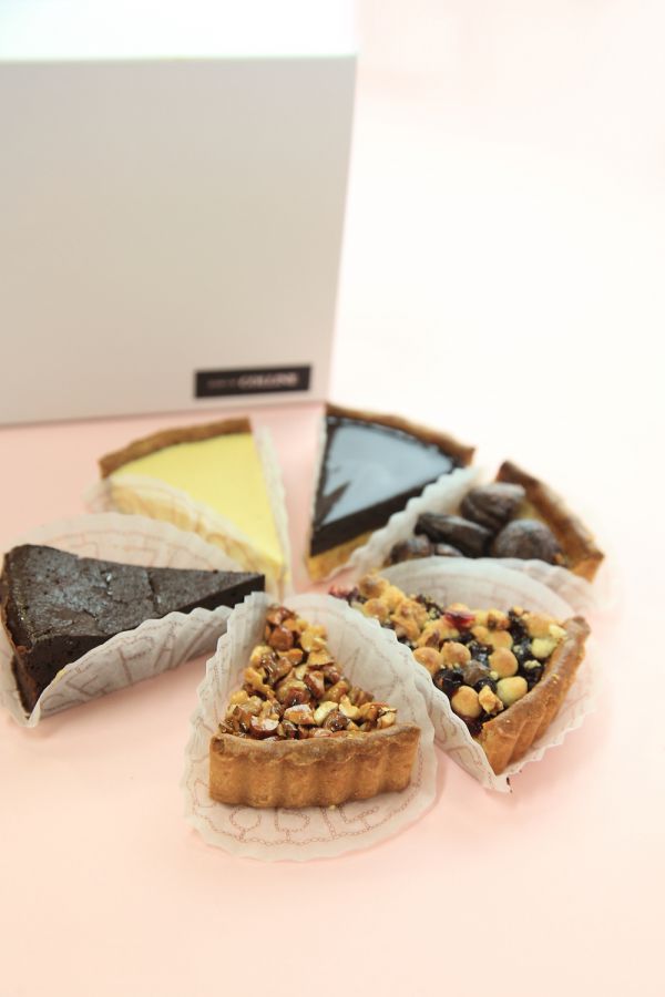 タルト1個200円～