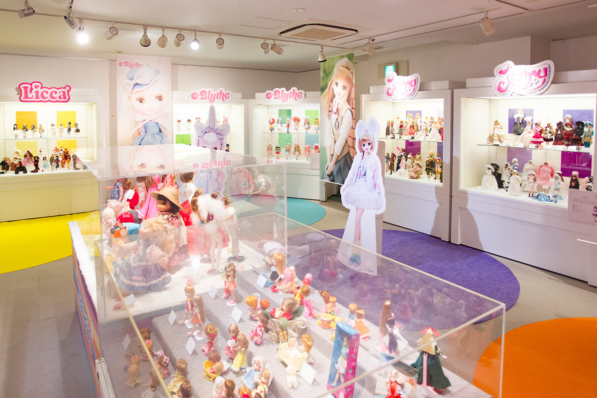 5大ドールがそれぞれ紹介された「色々なKawaii」のエリア