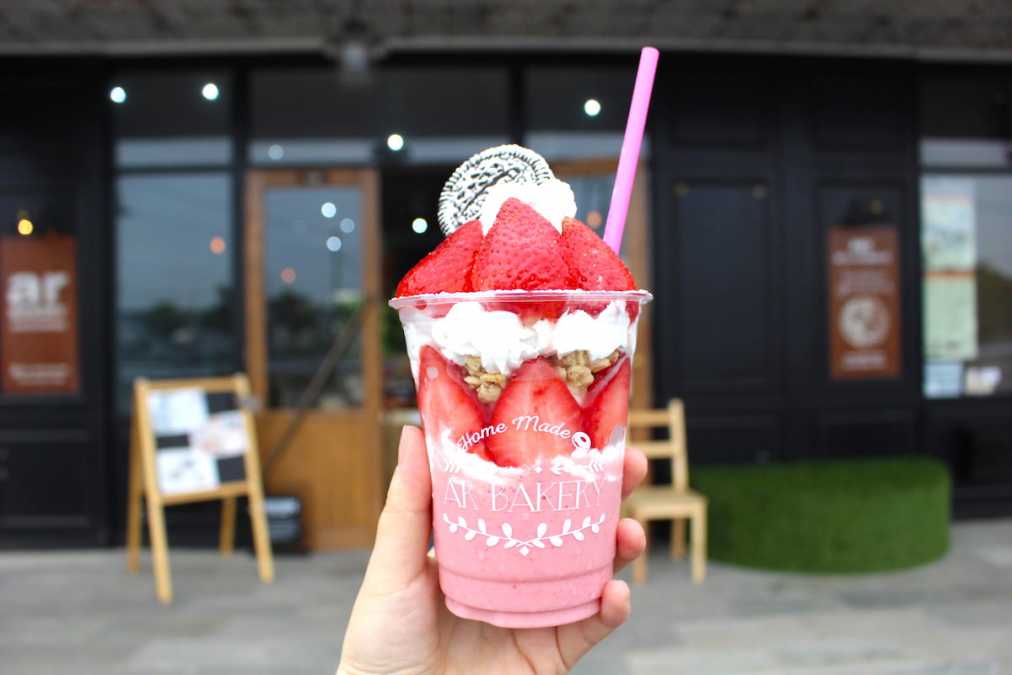 ストロベリーボンボン 1080円