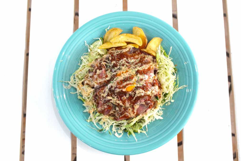 ローストビーフ丼 1598円(1日10食限定)